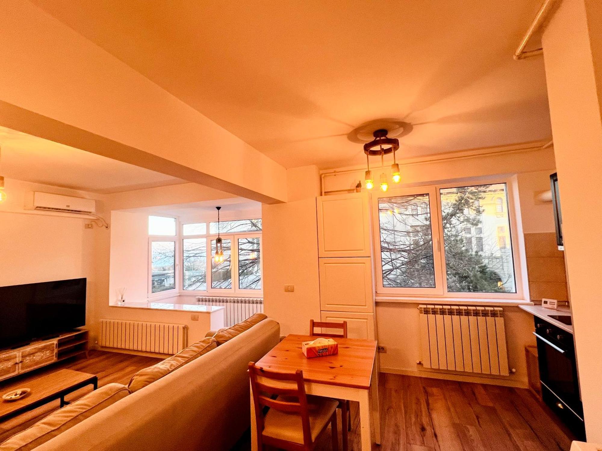 Piata Ovidiu 14 Loft Apartment Констанца Екстериор снимка