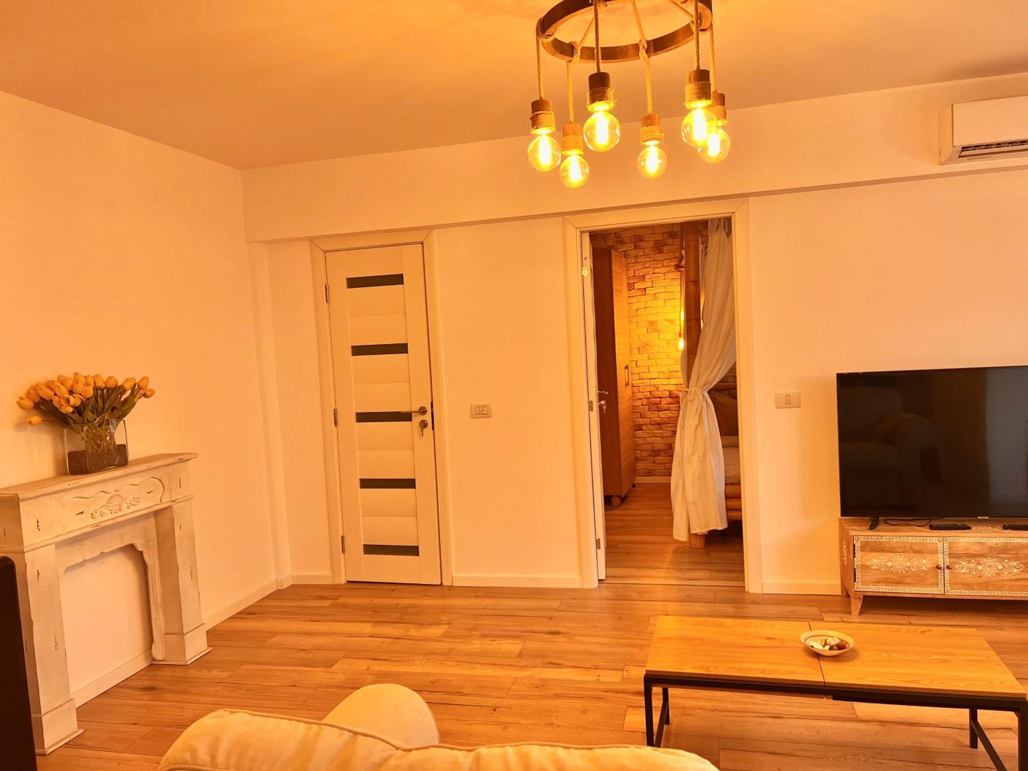 Piata Ovidiu 14 Loft Apartment Констанца Екстериор снимка